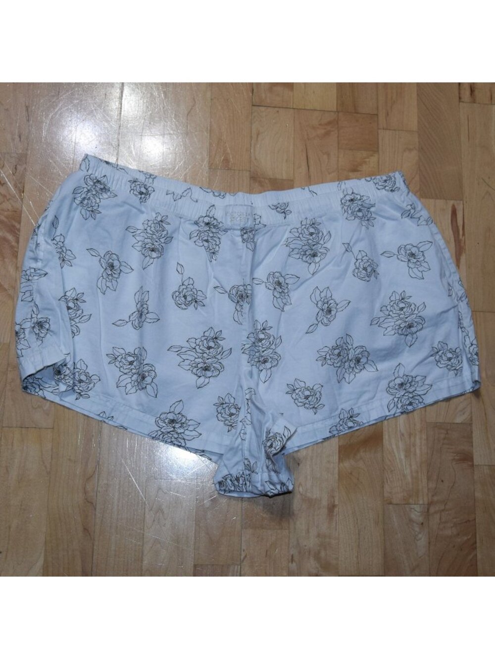 Victoria's Secret PINK Cotton Boxy Pajama Shorts White Floral Sketch Print XXL